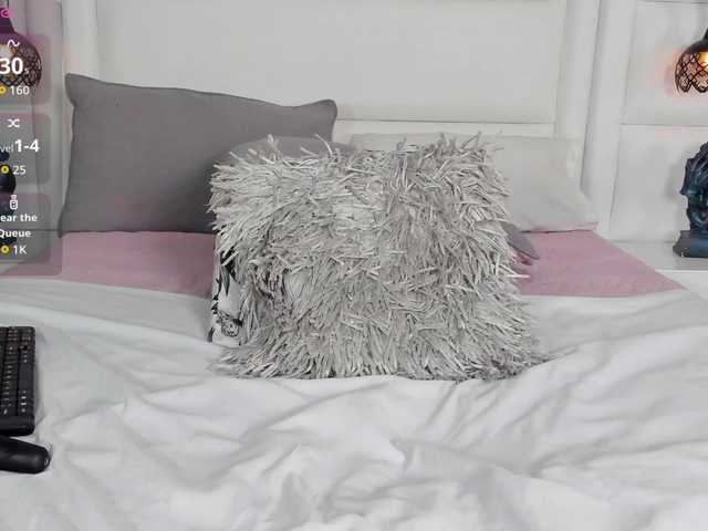 Haileylee's BongaCams show and profile