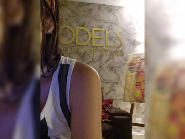 Hailey Lee (Haileylee)