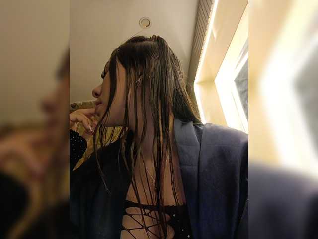 Haileylee's BongaCams show and profile