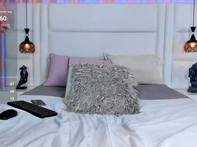 Haileylee's BongaCams show and profile