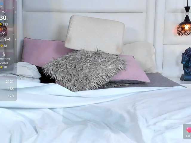 Haileylee's BongaCams show and profile