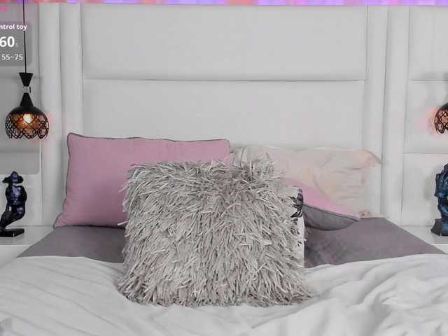 Haileylee's BongaCams show and profile