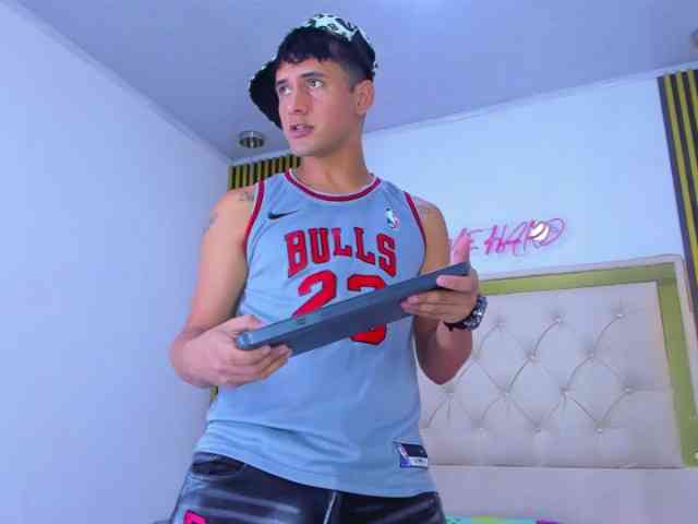 KEVIN-MCKINLEY KEVIN-MCKINLEY