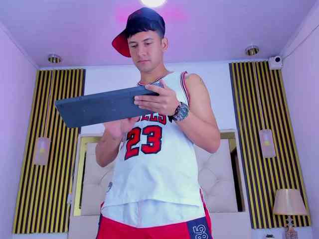 KEVIN-MCKINLEY KEVIN-MCKINLEY