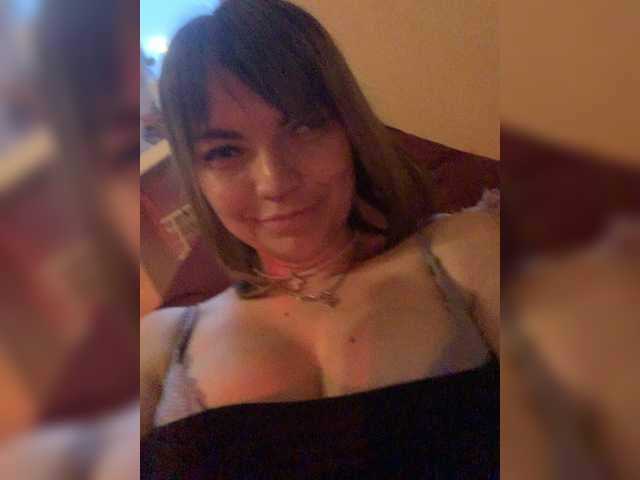 ElizavetaCream webcam