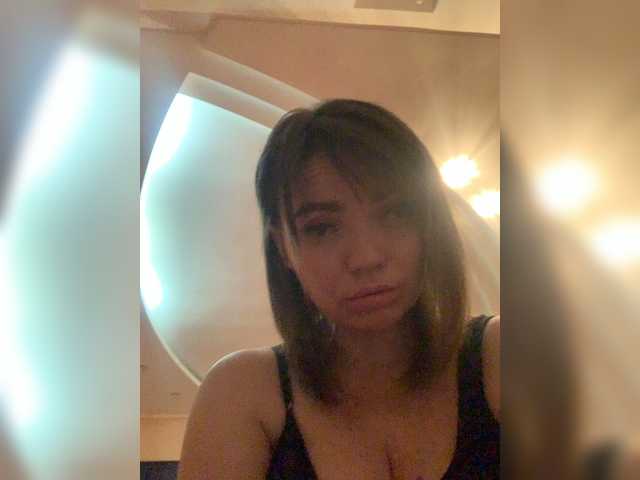 ElizavetaCream webcam