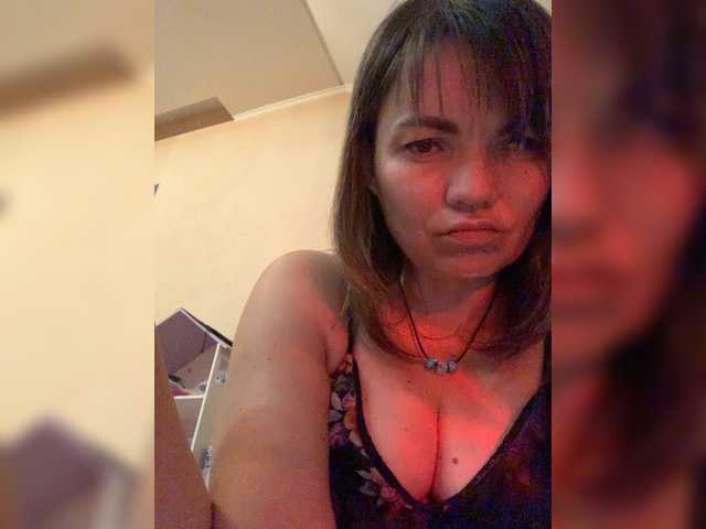 ElizavetaCream from BongaCams