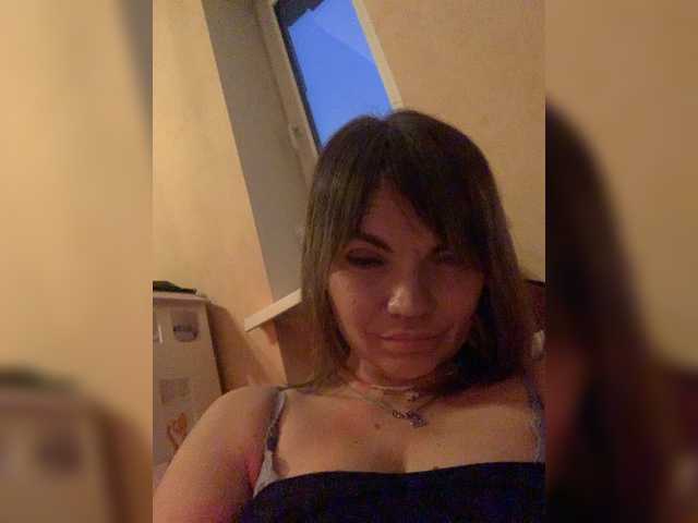 ElizavetaCream webcam