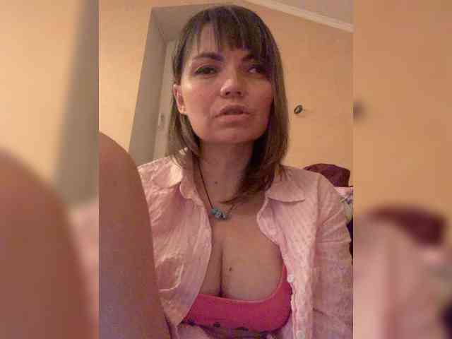 ElizavetaCream webcam