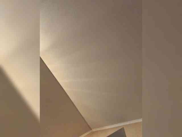 ElizavetaCream webcam