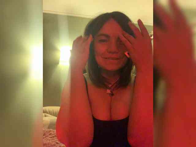 ElizavetaCream webcam