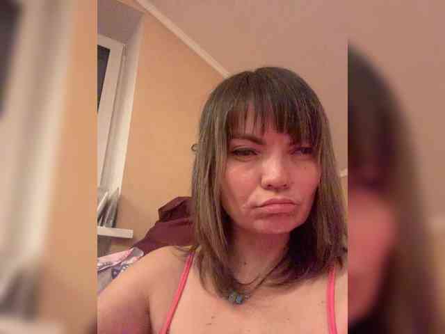 ElizavetaCream webcam