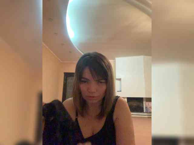 ElizavetaCream webcam