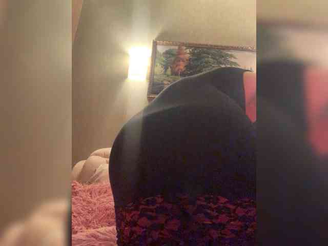 ElizavetaCream webcam