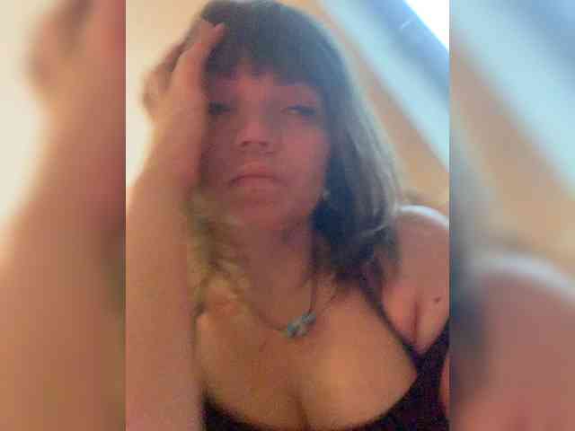 ElizavetaCream webcam