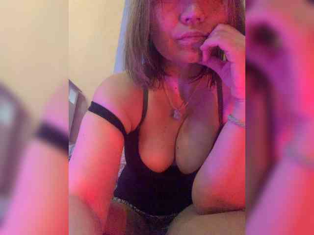 ElizavetaCream webcam