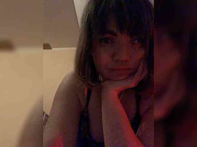 ElizavetaCream webcam