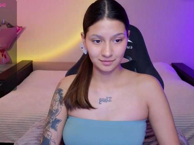  NikolGoldy chat room