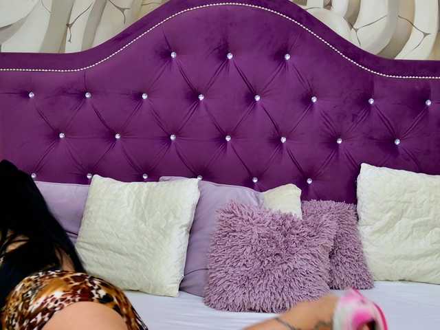 VictoriaBonie webcam