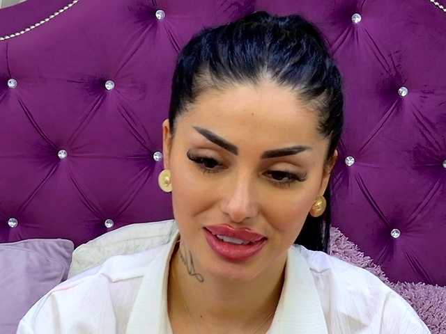 VictoriaBonie's BongaCams show and profile