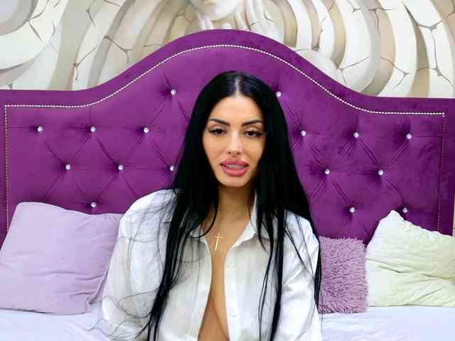 VictoriaBonie webcam