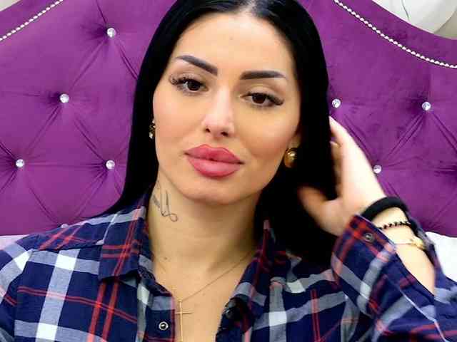 VictoriaBonie webcam