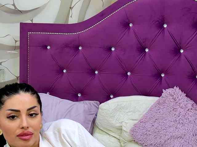 VictoriaBonie webcam