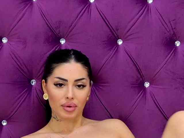 VictoriaBonie webcam