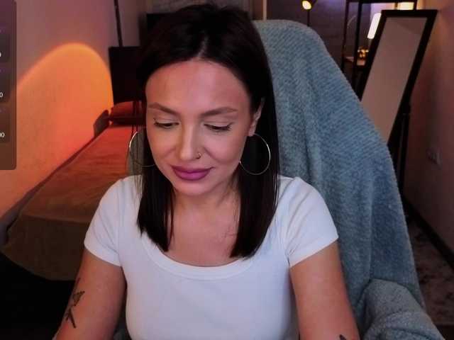 NailaWhisper's BongaCams show and profile