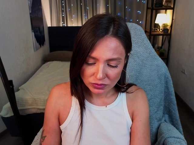 NailaWhisper's BongaCams show and profile