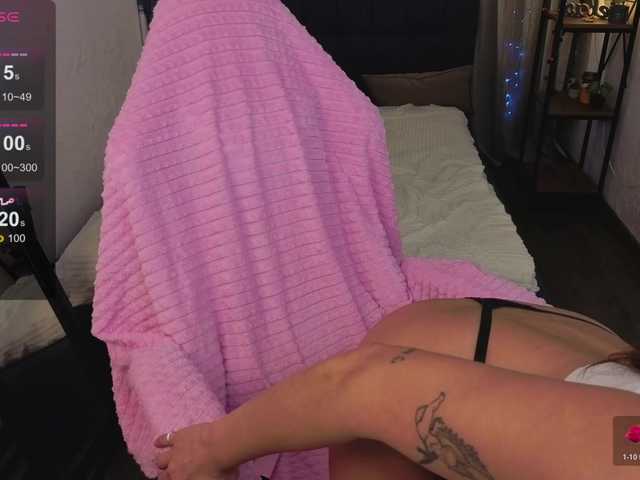 NailaWhisper's BongaCams show and profile