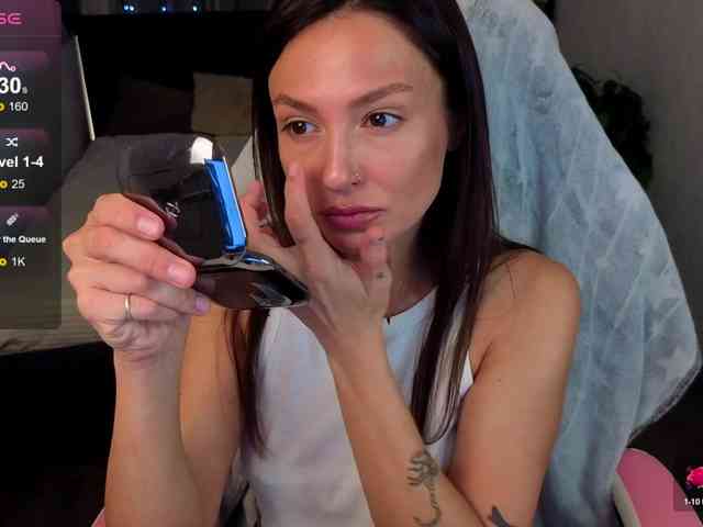 NailaWhisper Live Webcam on BongaCams