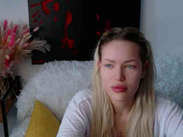 Eva-Kitty1 webcam