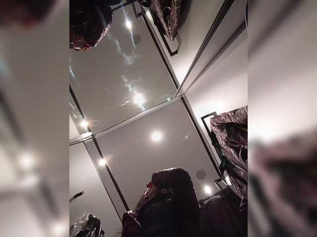 Annanas's BongaCams show and profile