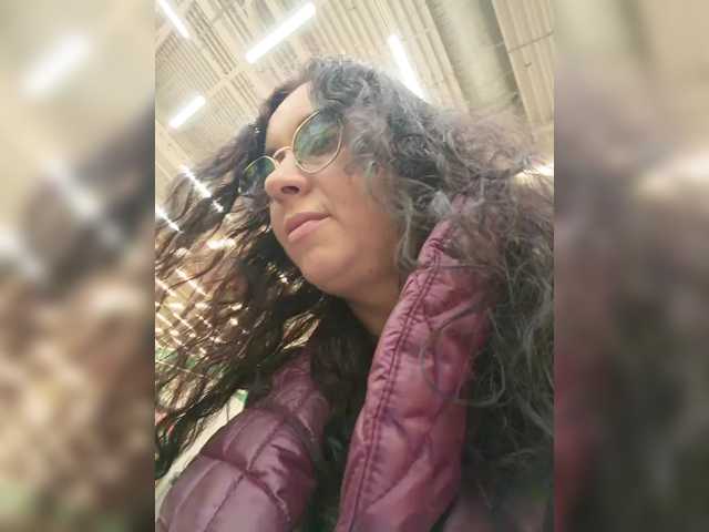 Annanas's BongaCams show and profile