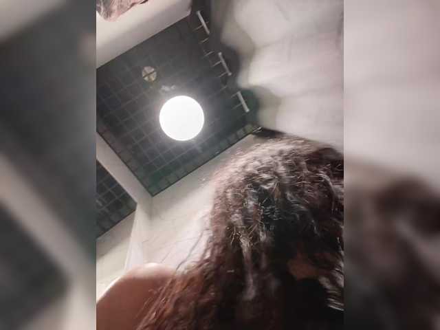 Annanas's BongaCams profile