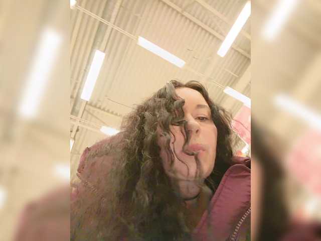 Annanas's BongaCams show and profile