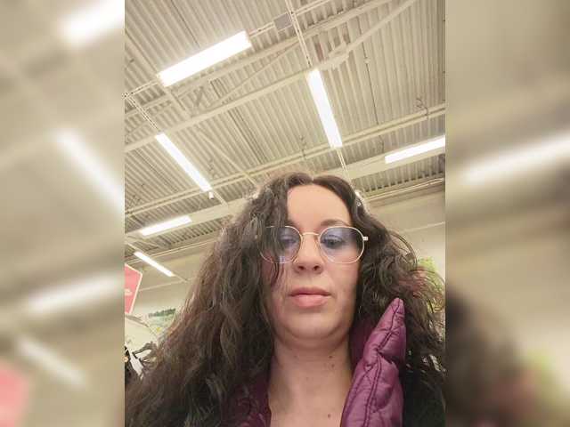 Annanas's BongaCams show and profile