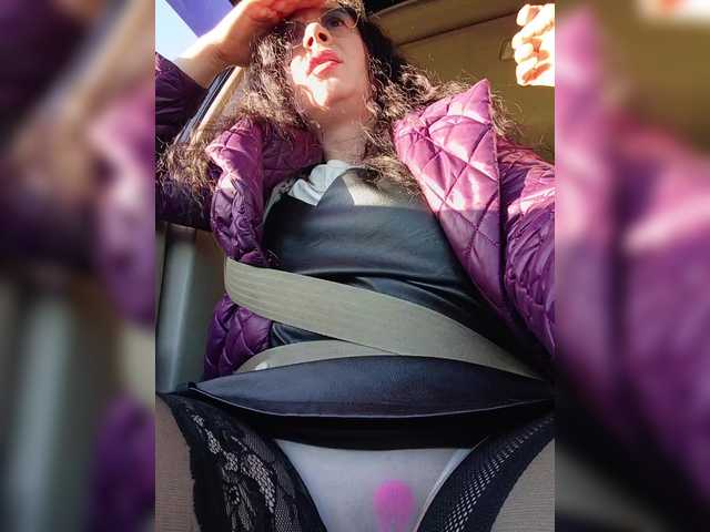 Annanas's BongaCams show and profile