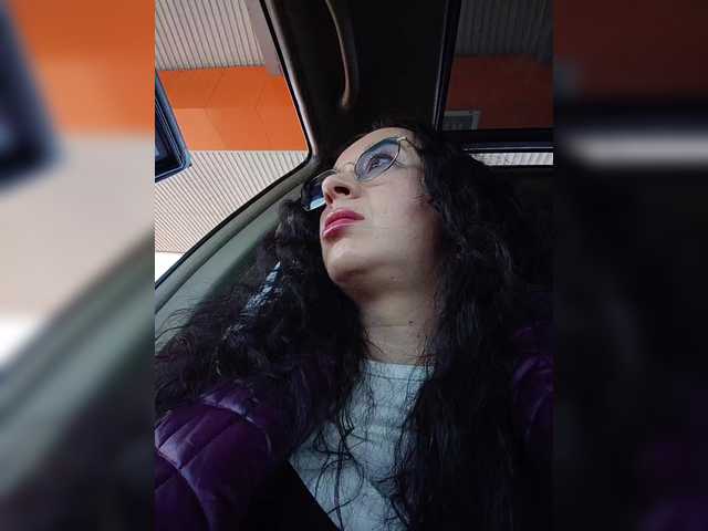 Annanas's BongaCams show and profile