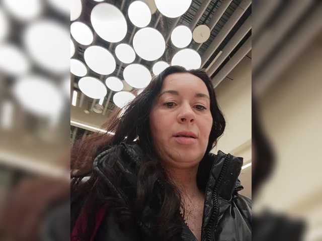 Annanas's BongaCams show and profile