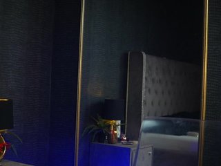 GiaEasyIce Porn Show