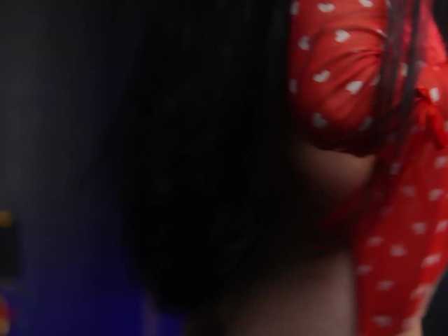 GiaEasyIce's BongaCams show and profile