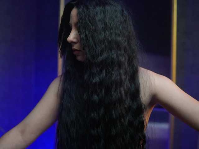 GiaEasyIce's BongaCams show and profile