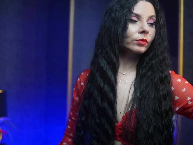 GiaEasyIce's BongaCams show and profile