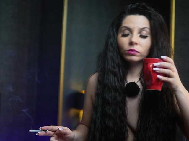 GiaEasyIce's BongaCams show and profile