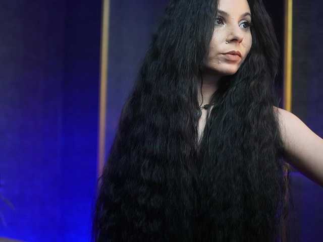 GiaEasyIce's BongaCams show and profile