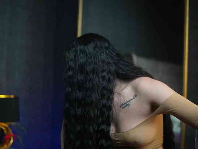 GiaEasyIce Live Webcam on BongaCams