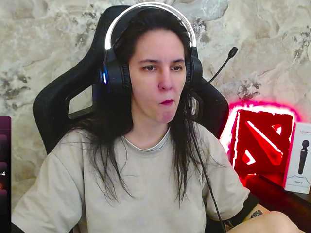 IrwiTomboy's BongaCams show and profile