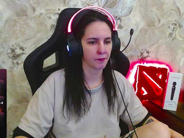 IrwiTomboy's BongaCams show and profile